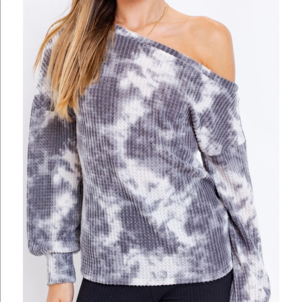 Super soft Oversized Waffle Knit Tie-Dye Off-ShoulderUNWORN